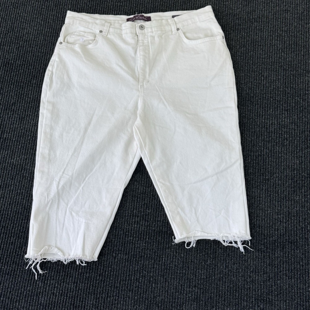 Gloria Vanderbilt Women's White Stretch Sz 16/18W Amanda Capri Cropped Jeans